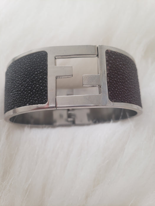 Fine Open Bangle (TF) - ebrook lael