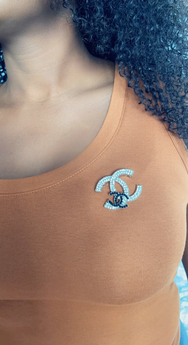 Gina  Brooch