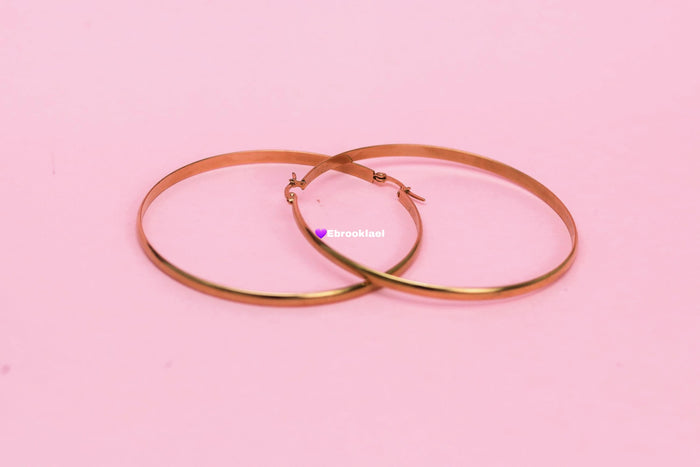 Lee Lee medium Gold hoops (TF) - ebrook lael