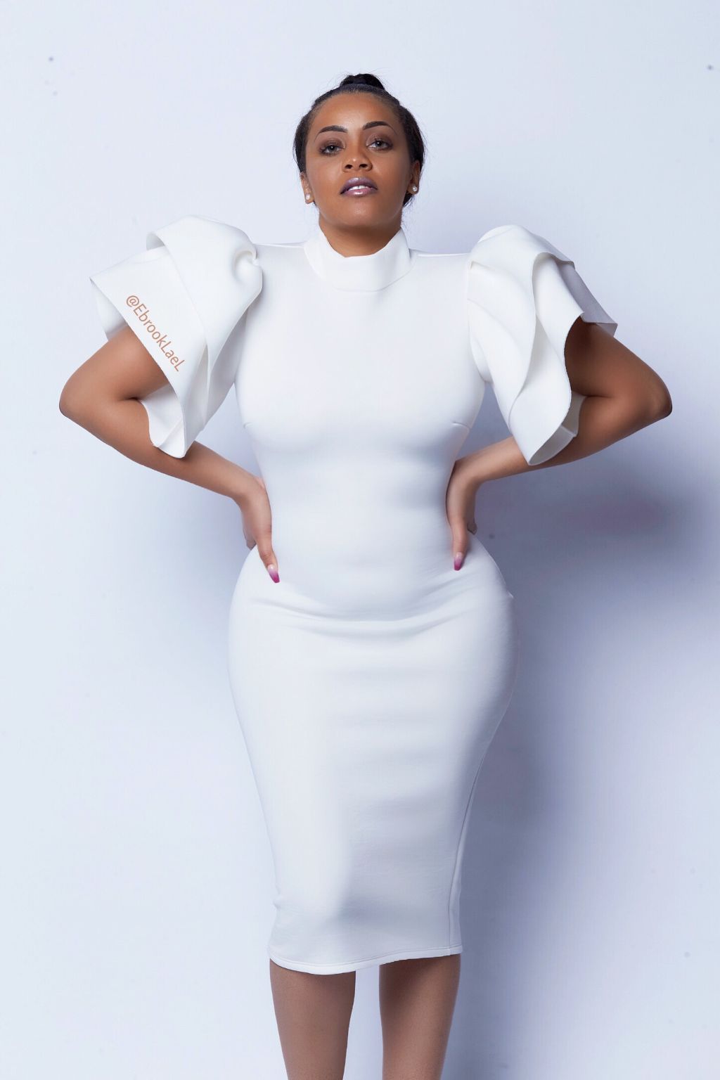 VIP Purely demanding Dramatic shoulder dress - ebrooklael